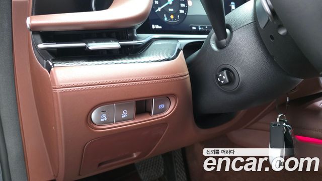 Genesis G90 2022 — photo 28