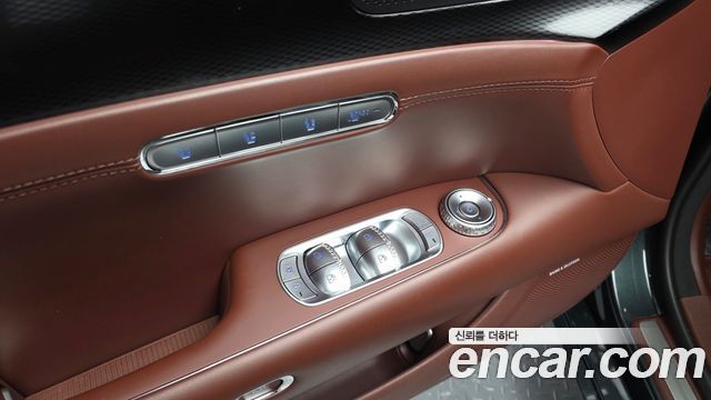 Genesis G90 2022 — photo 29
