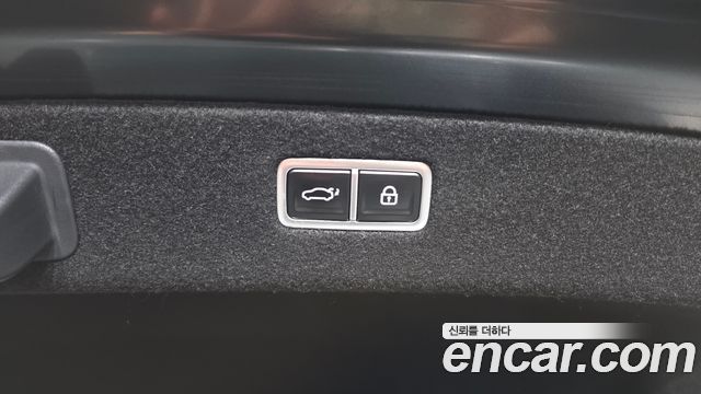 Genesis G90 2022 — photo 33