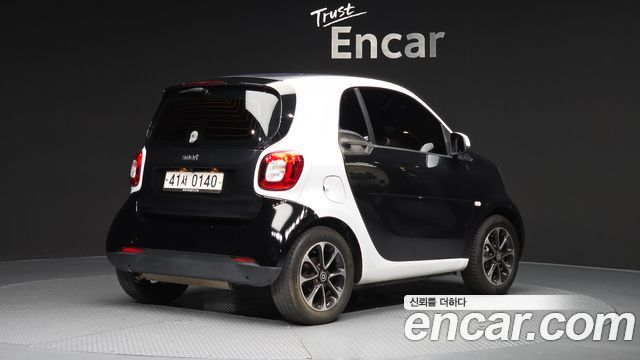 Smart Fortwo 2015 — photo 2