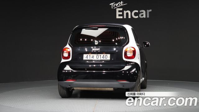 Smart Fortwo 2015 — photo 4