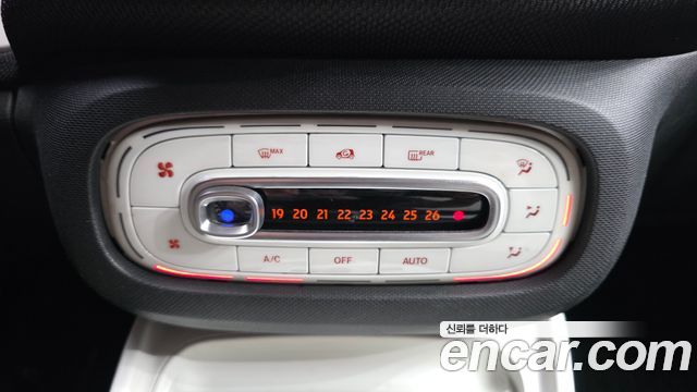 Smart Fortwo 2015 — photo 14