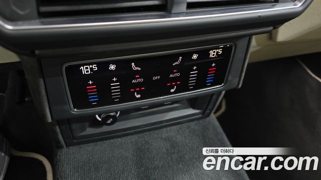 Lamborghini Urus 2025 — photo 24