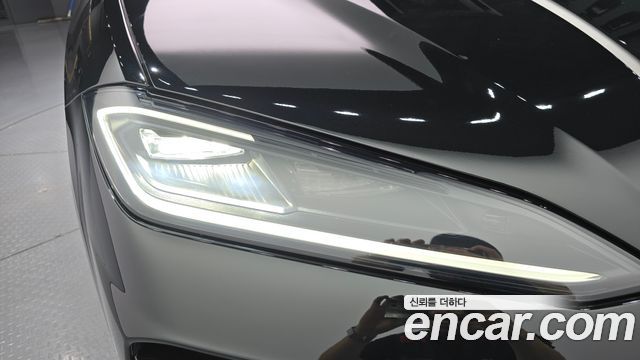 Lamborghini Urus 2025 — photo 8