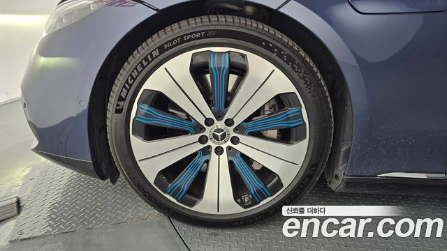 Mercedes-Benz EQS 2022 — photo 5