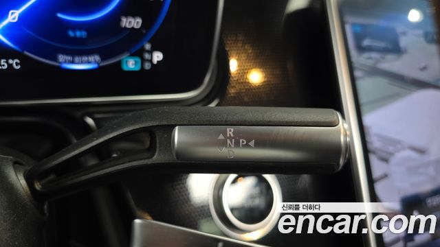 Mercedes-Benz EQS 2022 — photo 12