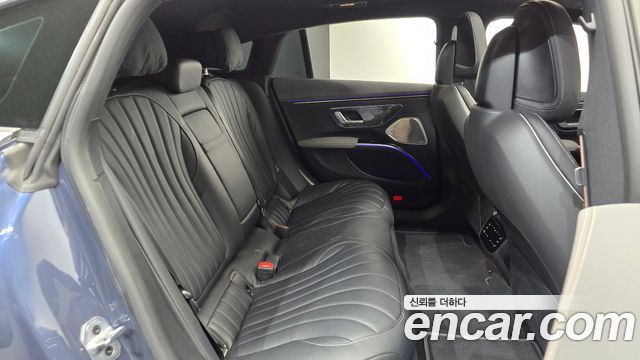 Mercedes-Benz EQS 2022 — photo 17