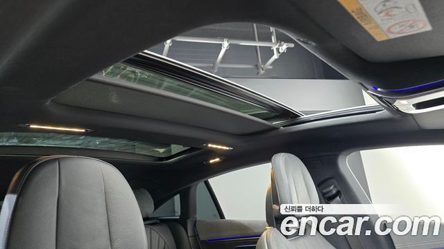Mercedes-Benz EQS 2022 — photo 22