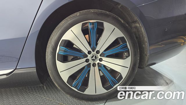 Mercedes-Benz EQS 2022 — photo 7