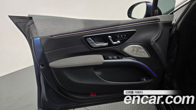 Mercedes-Benz EQS 2022 — photo 14