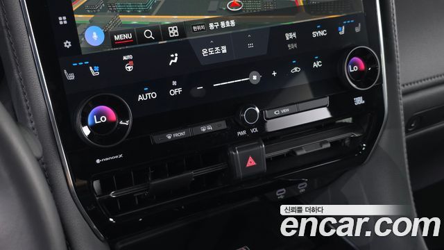 Toyota Alphard 2025 — photo 30