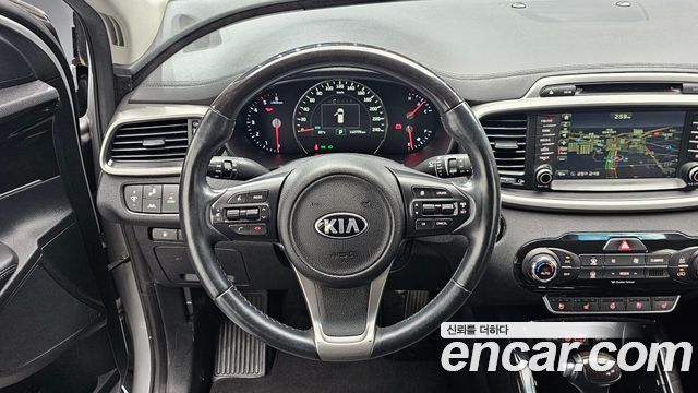 Kia Sorento 2015 — photo 19