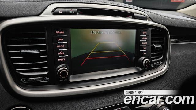 Kia Sorento 2015 — photo 21