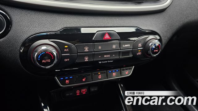 Kia Sorento 2015 — photo 23