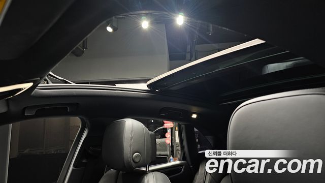 Porsche Macan 2017 — photo 25
