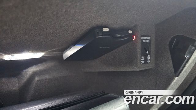 Porsche Macan 2017 — photo 31