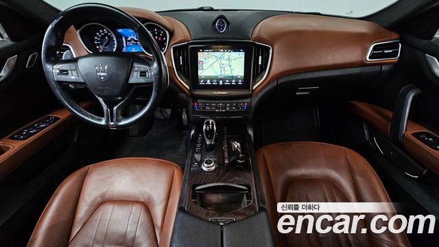 Maserati Ghibli 2018 — photo 10