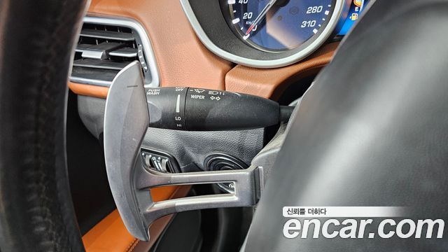 Maserati Ghibli 2018 — photo 30