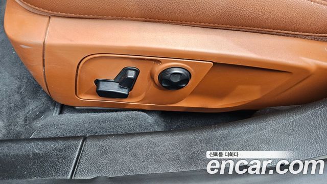 Maserati Ghibli 2018 — photo 31