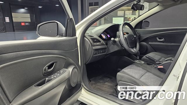 Renault Korea SM3 2015 — photo 10