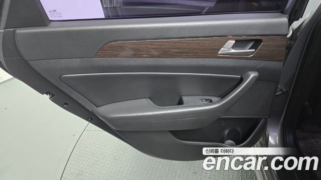 Hyundai Sonata 2018 — photo 15