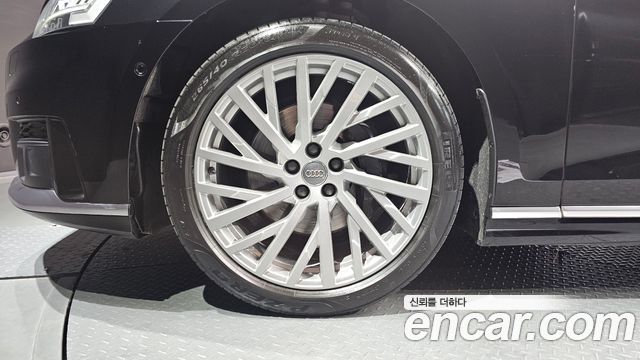 Audi A8 2020 — photo 5