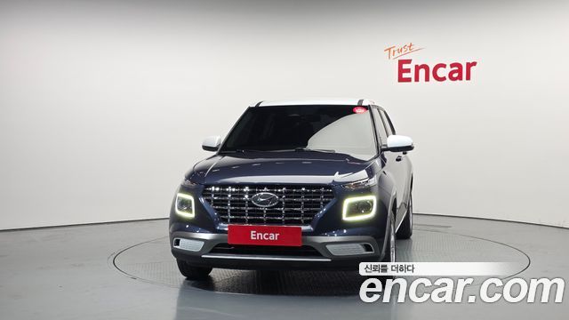 Hyundai Venue 2023 — photo 3