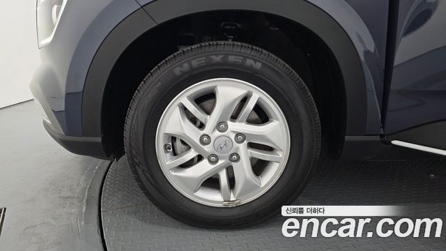 Hyundai Venue 2023 — photo 5