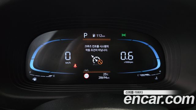 Hyundai Venue 2023 — photo 8