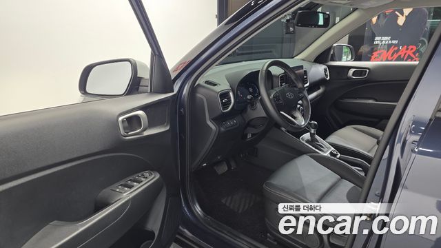 Hyundai Venue 2023 — photo 10