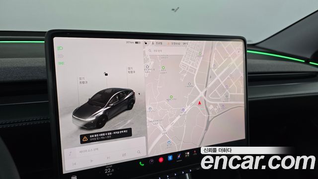 Tesla Model Y 2025 — photo 12