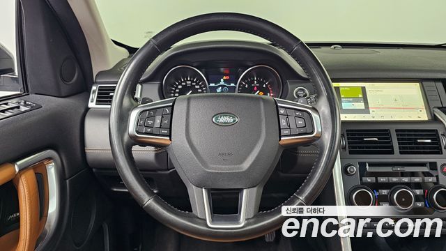 Land Rover Discovery Sport 2018 — photo 20