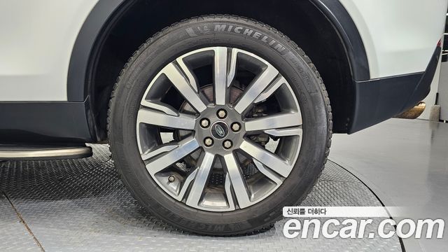 Land Rover Discovery Sport 2018 — photo 7