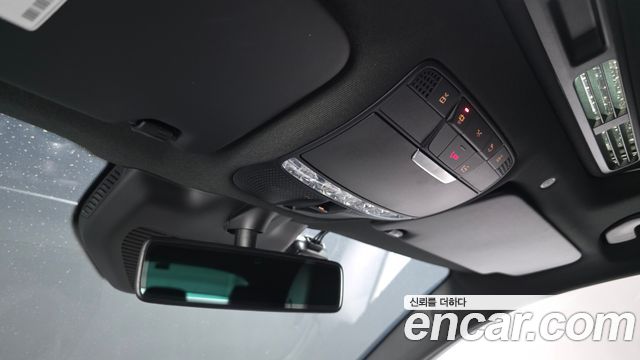 Mercedes-Benz GLC-Class 2020 — photo 19