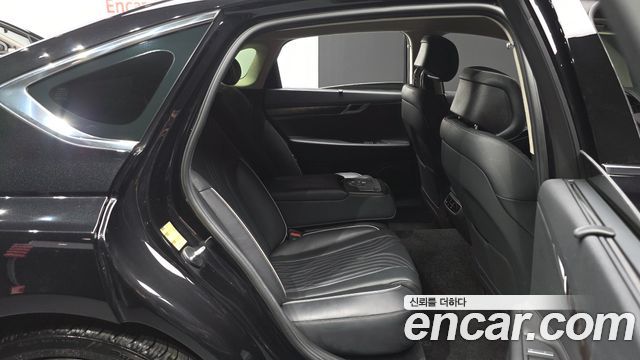 Genesis G80 2021 — photo 18