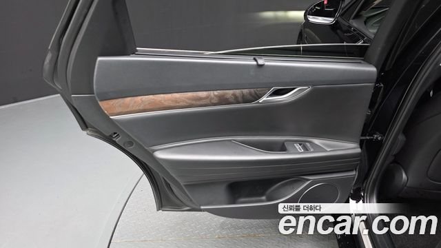 Genesis G80 2021 — photo 15