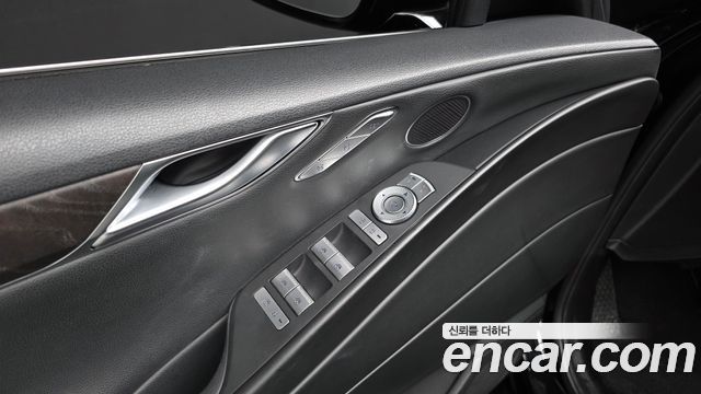 Genesis G80 2021 — photo 27
