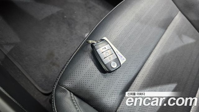 Kia K3 2018 — photo 22