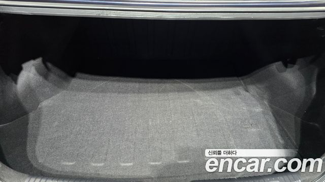 Kia K3 2018 — photo 23