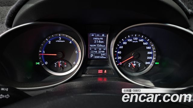 Hyundai Santafe 2015 — photo 8