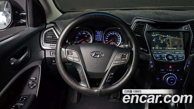 Hyundai Santafe 2015 — photo 12