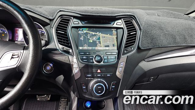 Hyundai Santafe 2015 — photo 13