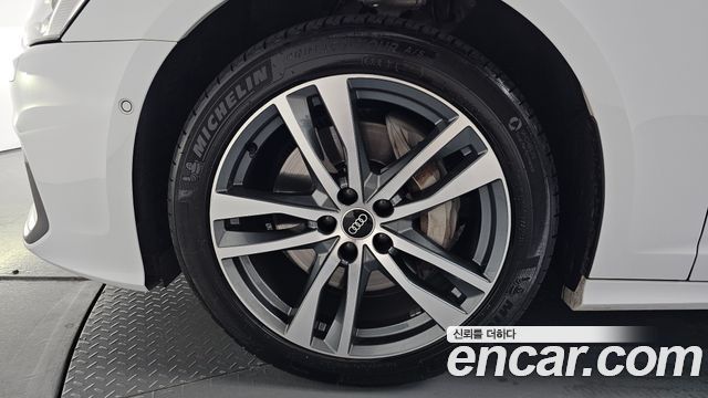 Audi A6 2021 — photo 5