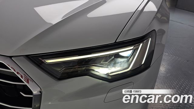 Audi A6 2021 — photo 8