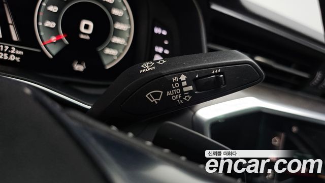 Audi A6 2021 — photo 29