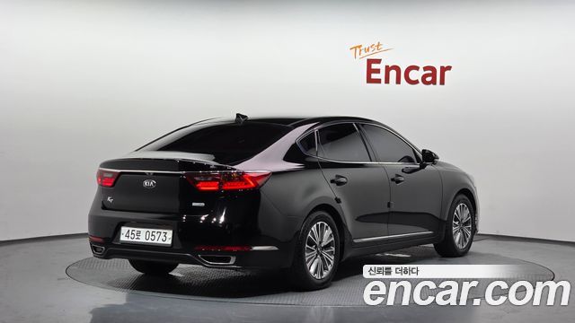 Kia K7 2019 — photo 2
