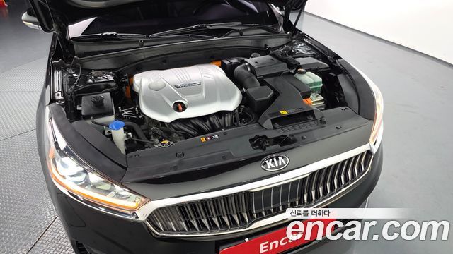 Kia K7 2019 — photo 6