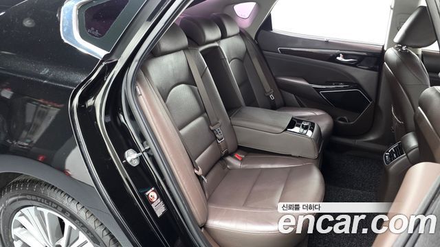 Kia K7 2019 — photo 17
