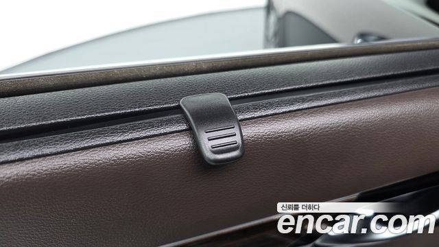 Kia K7 2019 — photo 33