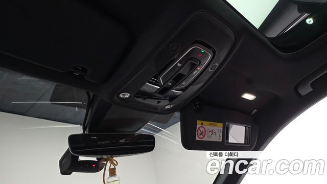 Audi A6 2022 — photo 25
